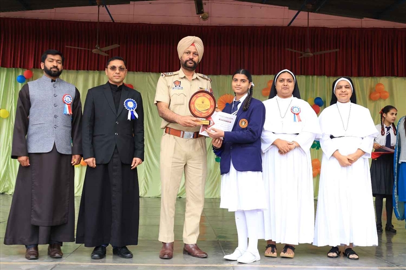 Investiture Ceremony & Proficiency Award