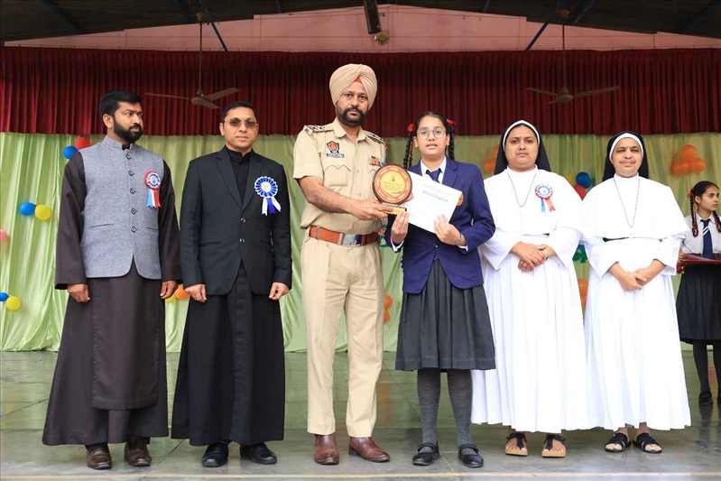 Investiture Ceremony & Proficiency Award