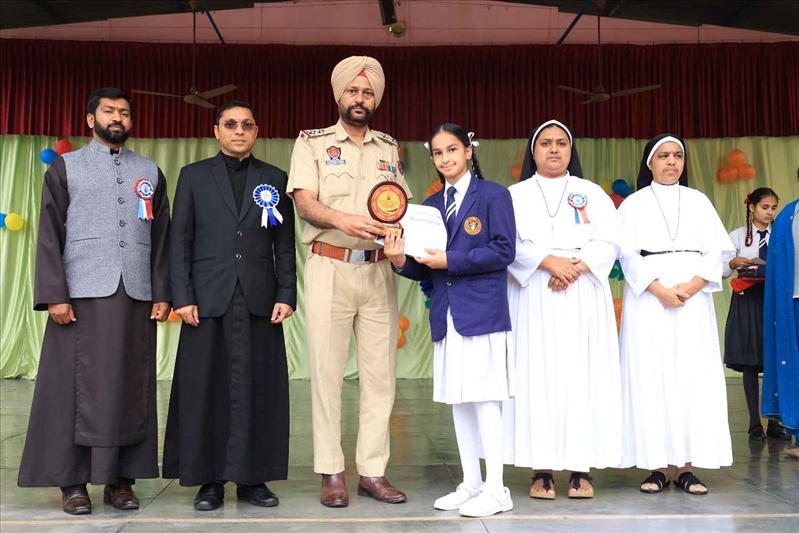 Investiture Ceremony & Proficiency Award