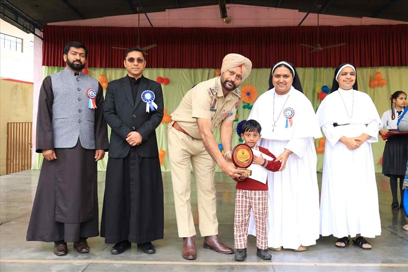 Investiture Ceremony & Proficiency Award