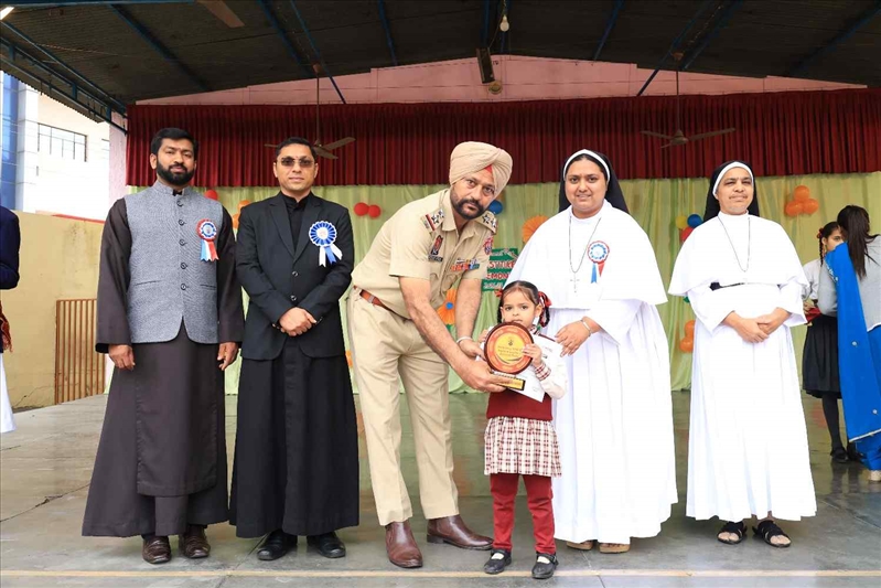 Investiture Ceremony & Proficiency Award